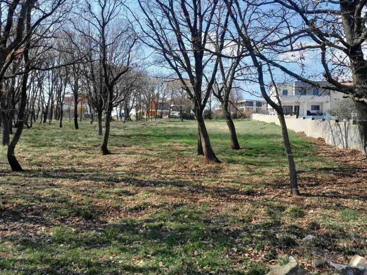 Medulin – Terreno edificabile di 1.058 m², a 450 m dal mare