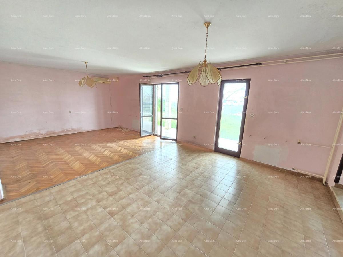 Casa spaziosa vicino a Pola! Due appartamenti - 2500 m² di terreno!