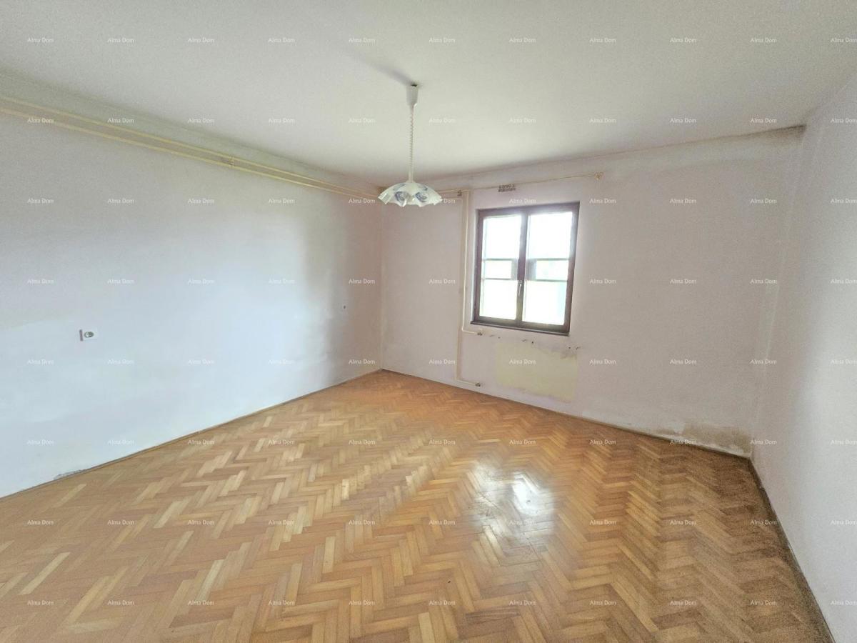 Casa spaziosa vicino a Pola! Due appartamenti - 2500 m² di terreno!