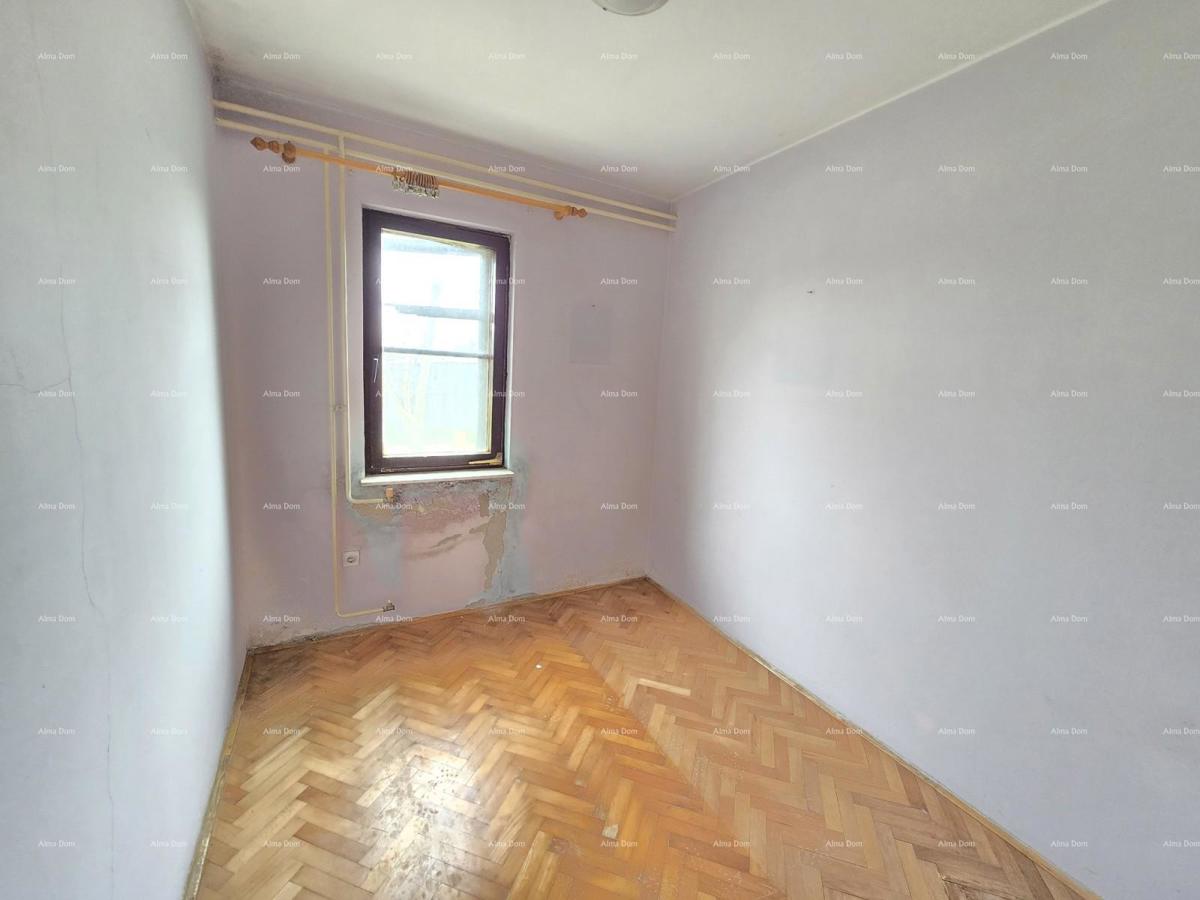 Casa spaziosa vicino a Pola! Due appartamenti - 2500 m² di terreno!