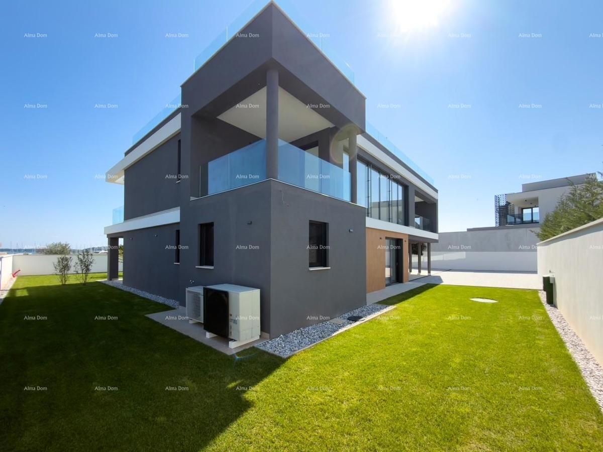 Moderna Villa a 100m dal mare!