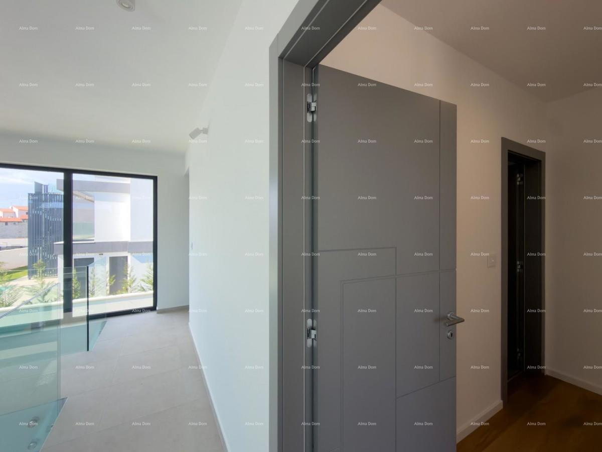 Moderna Villa a 100m dal mare!