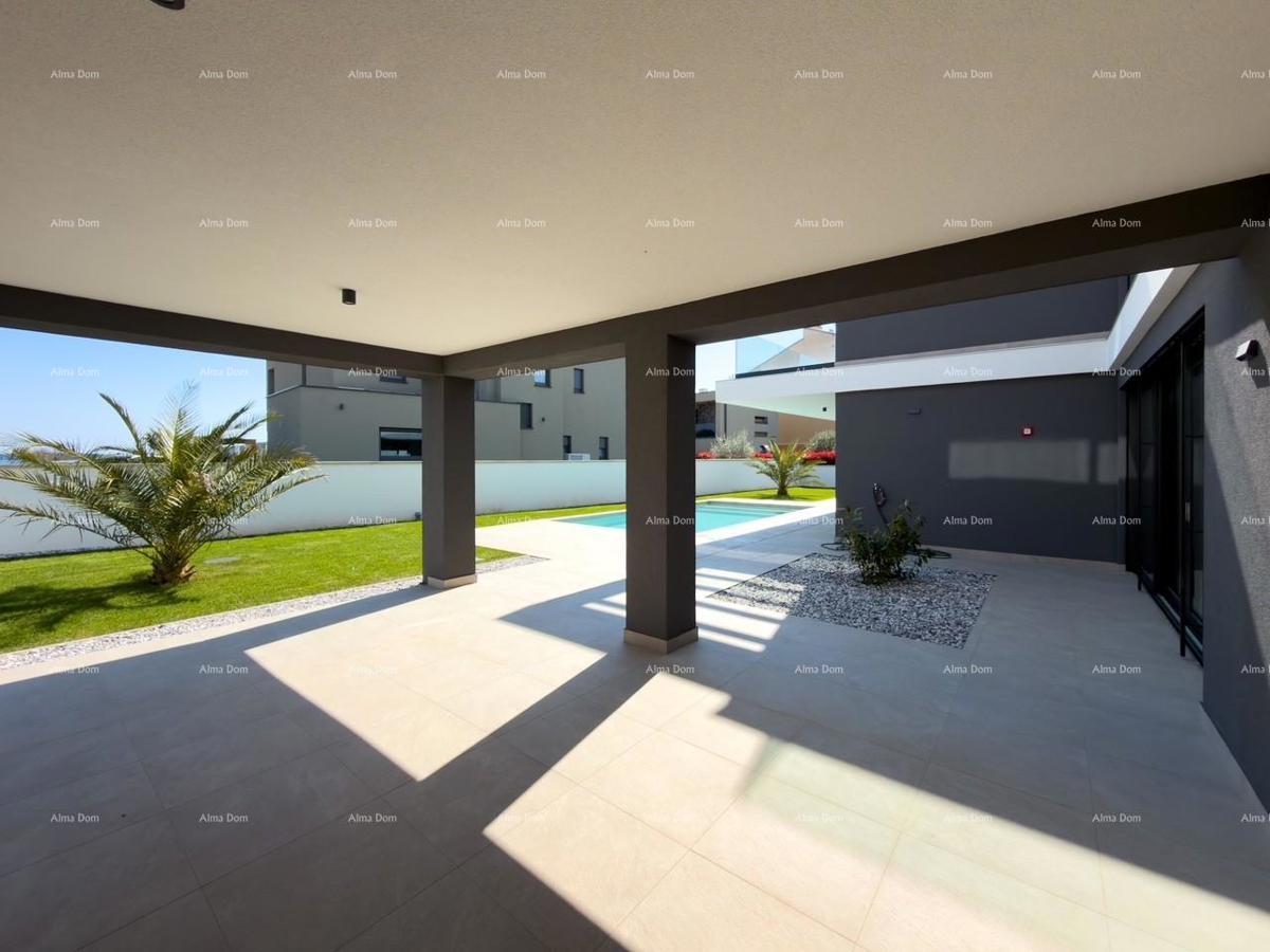 Moderna Villa a 100m dal mare!