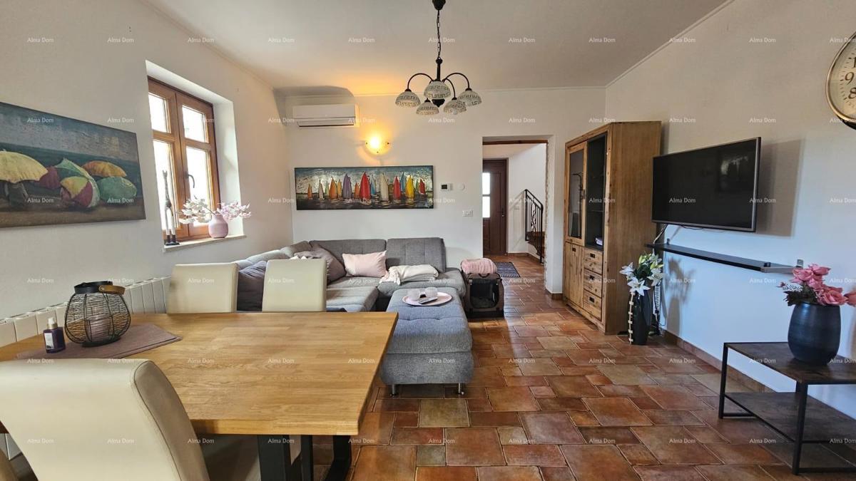 Prostrana casa con piscina a Sveti Lovreč - la casa perfetta per la famiglia