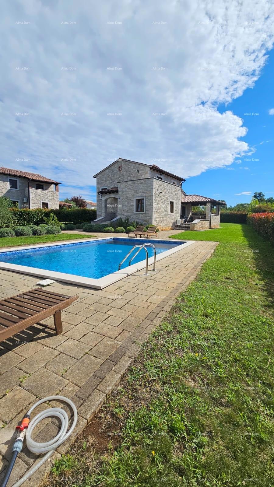 Prostrana casa con piscina a Sveti Lovreč - la casa perfetta per la famiglia