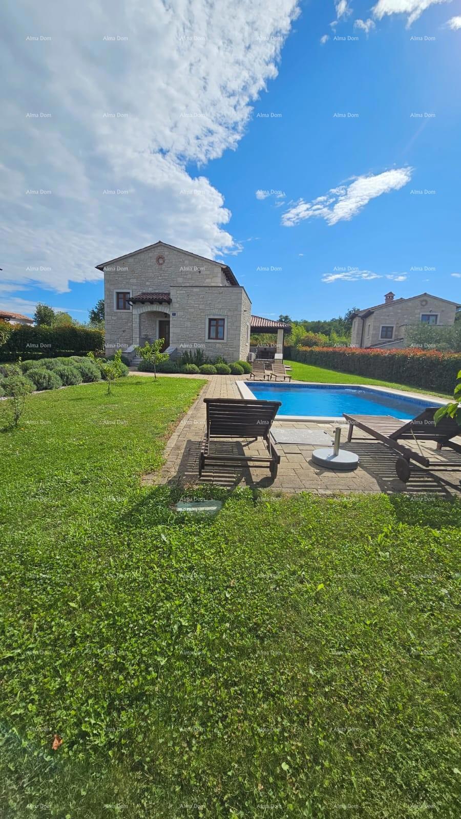 Prostrana casa con piscina a Sveti Lovreč - la casa perfetta per la famiglia