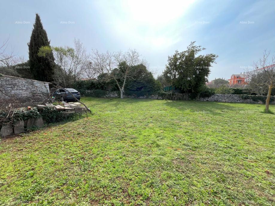 Peroj, terreno edificabile di 1336 m²