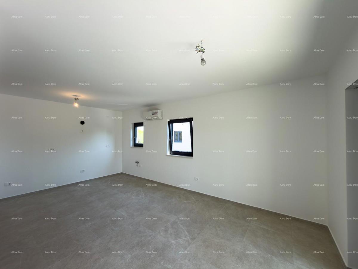 Nuova costruzione in ottima posizione.