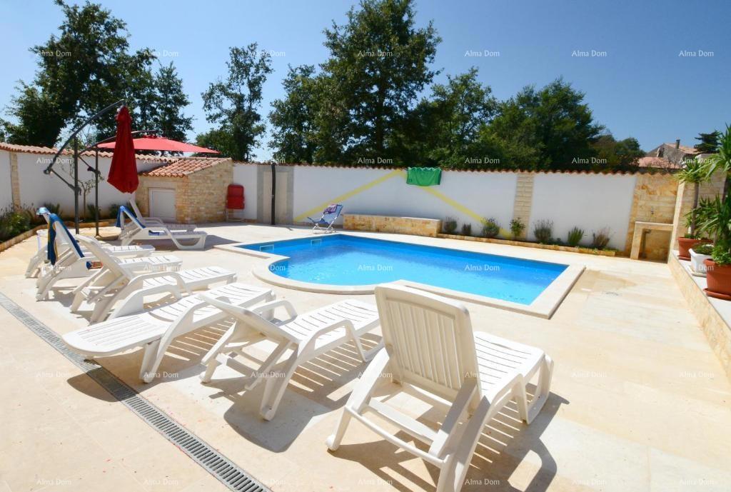 Vendita - casa con 4 unità abitative - dintorni di Višnjan!