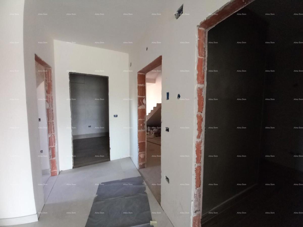 Umag! Lovrečica – nuova costruzione in ottima posizione.