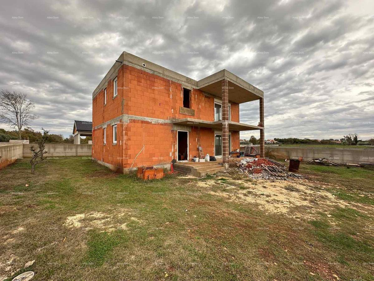 Casa in vendita nella fase Rohbau, Loborika