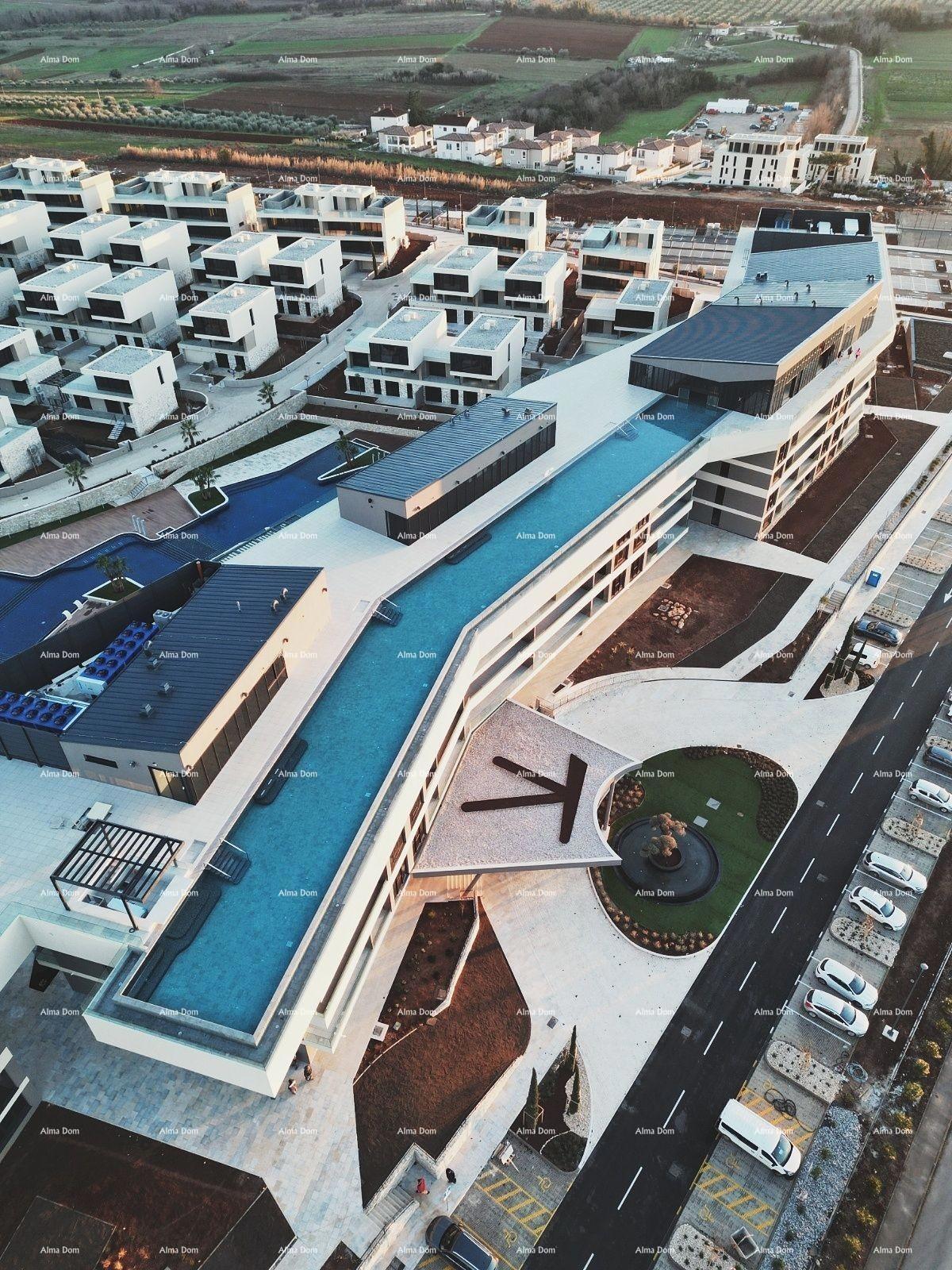 Umago, un resort di lusso e bellezza! Appartamenti in vendita in un resort con piscina a sfioro condivisa sul tetto di 105 m!