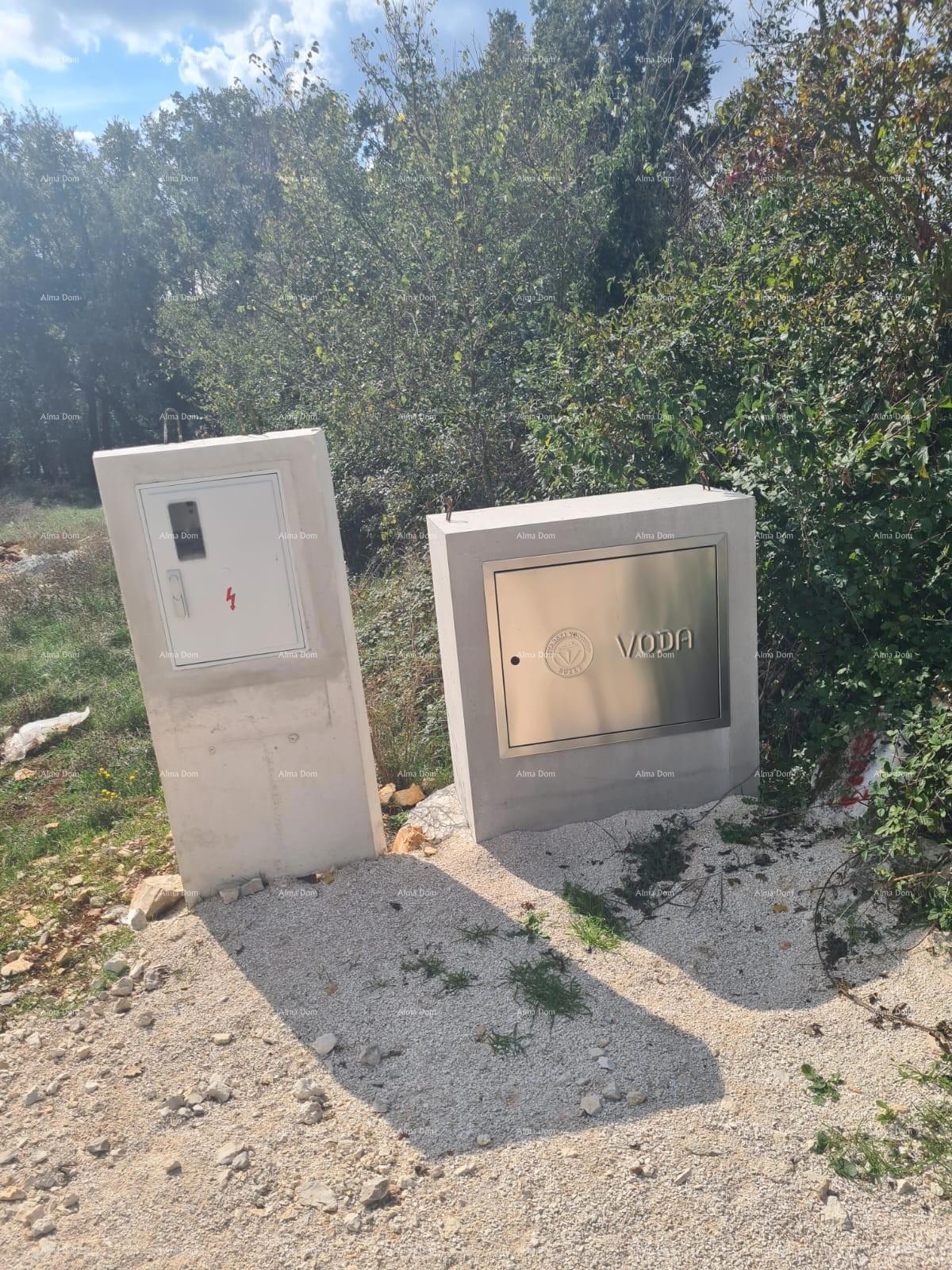 Una splendida villa con piscina situata nel tranquillo contesto di Červar.