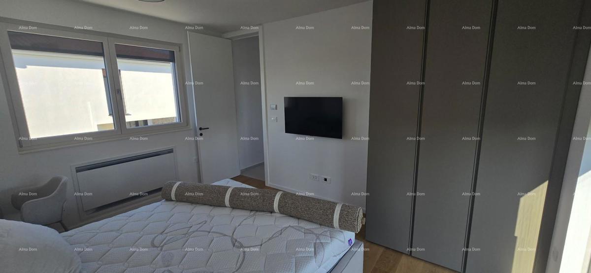 Lussuosa villa moderna con piscina, pronta per essere abitata!!! Sv. Lovreč, nelle vicinanze di Poreč!