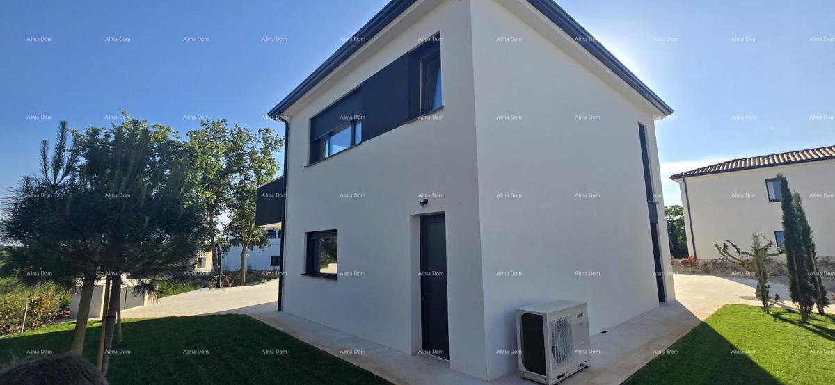 Lussuosa villa moderna con piscina, pronta per essere abitata!!! Sv. Lovreč, nelle vicinanze di Poreč!