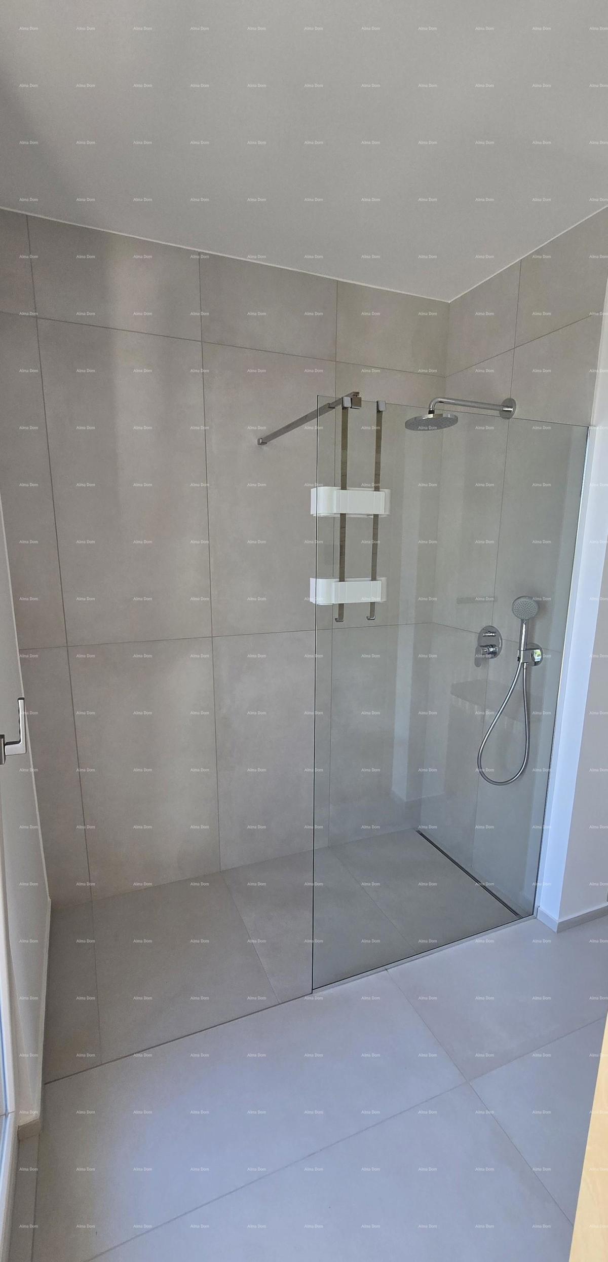 Lussuosa villa moderna con piscina, pronta per essere abitata!!! Sv. Lovreč, nelle vicinanze di Poreč!