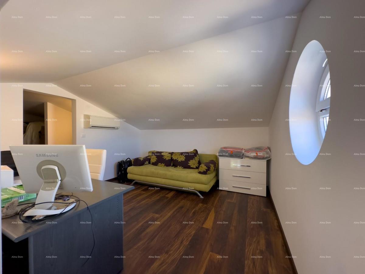 Vendiamo un appartamento con vista mare!