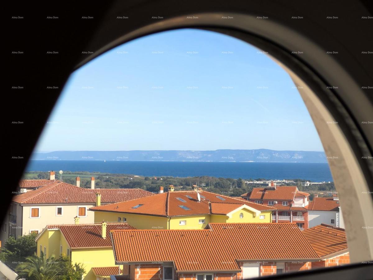 Vendiamo un appartamento con vista mare!