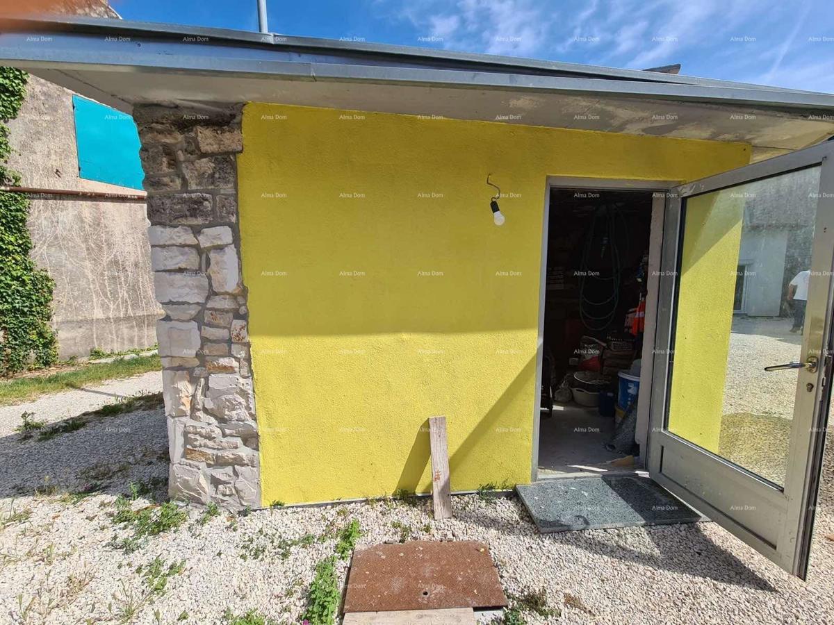 Ristrutturata casa in pietra con piscina – tranquillo villaggio vicino a Svetvinčenat