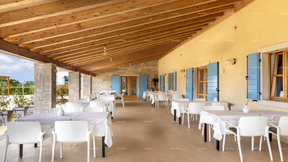 Hotel e Ristorante. Vicino alla città di Pola.