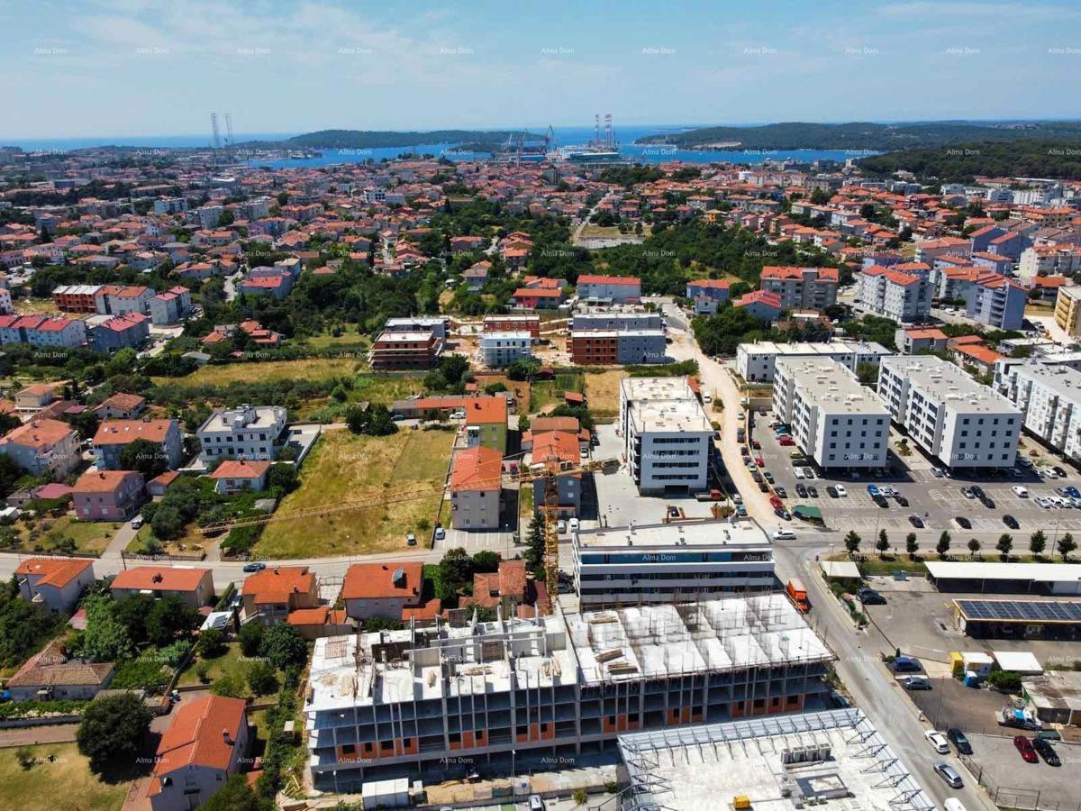 Riservato!!!! Pula! Edificio residenziale moderno con ascensore, vicino al centro. S25