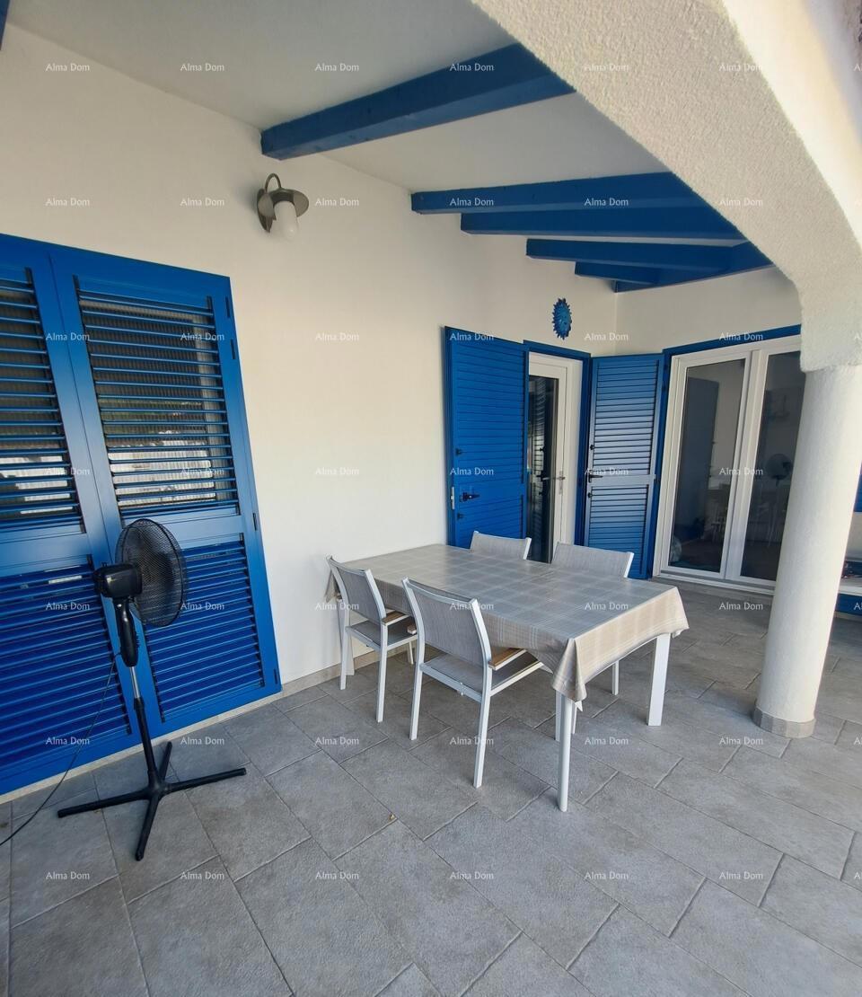 Casa indipendente con atrio, 400 m dal mare – Barbariga