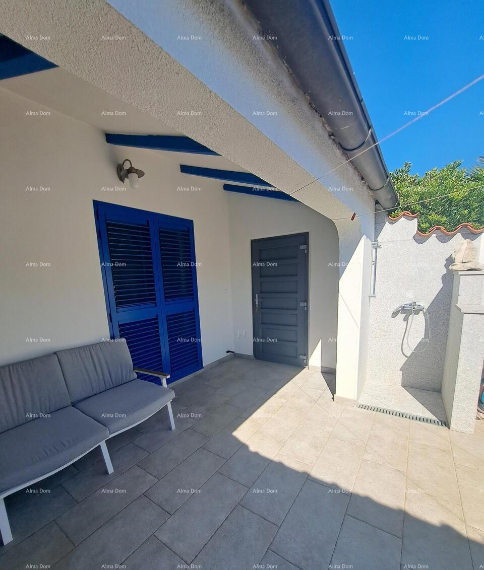 Casa indipendente con atrio, 400 m dal mare – Barbariga