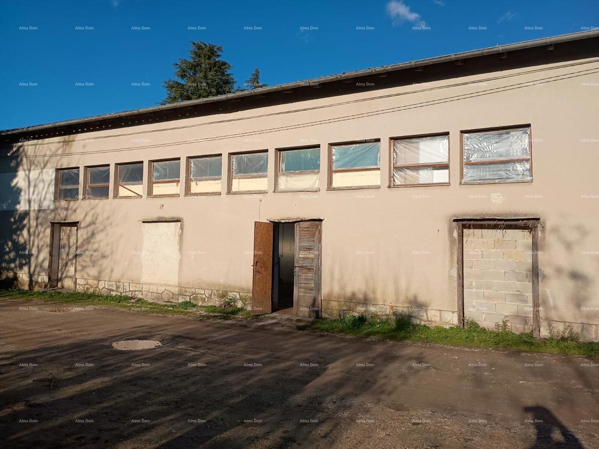 KRŠAN, In vendita – grande spazio commerciale, 280 m²