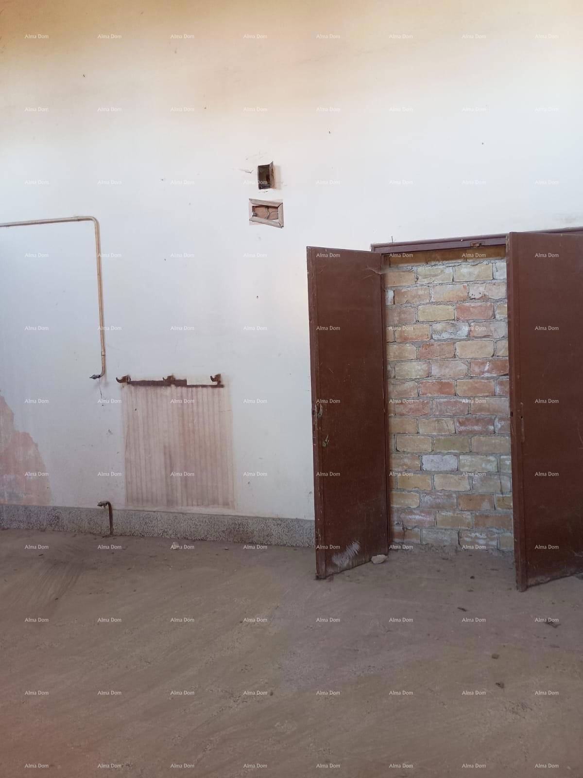 KRŠAN, In vendita – grande spazio commerciale, 280 m²