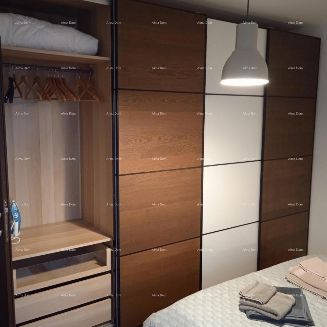 FORUM ZONA PEDONALE. Vendita di un appartamento ben arredato in una posizione attraente, Pula, centro!