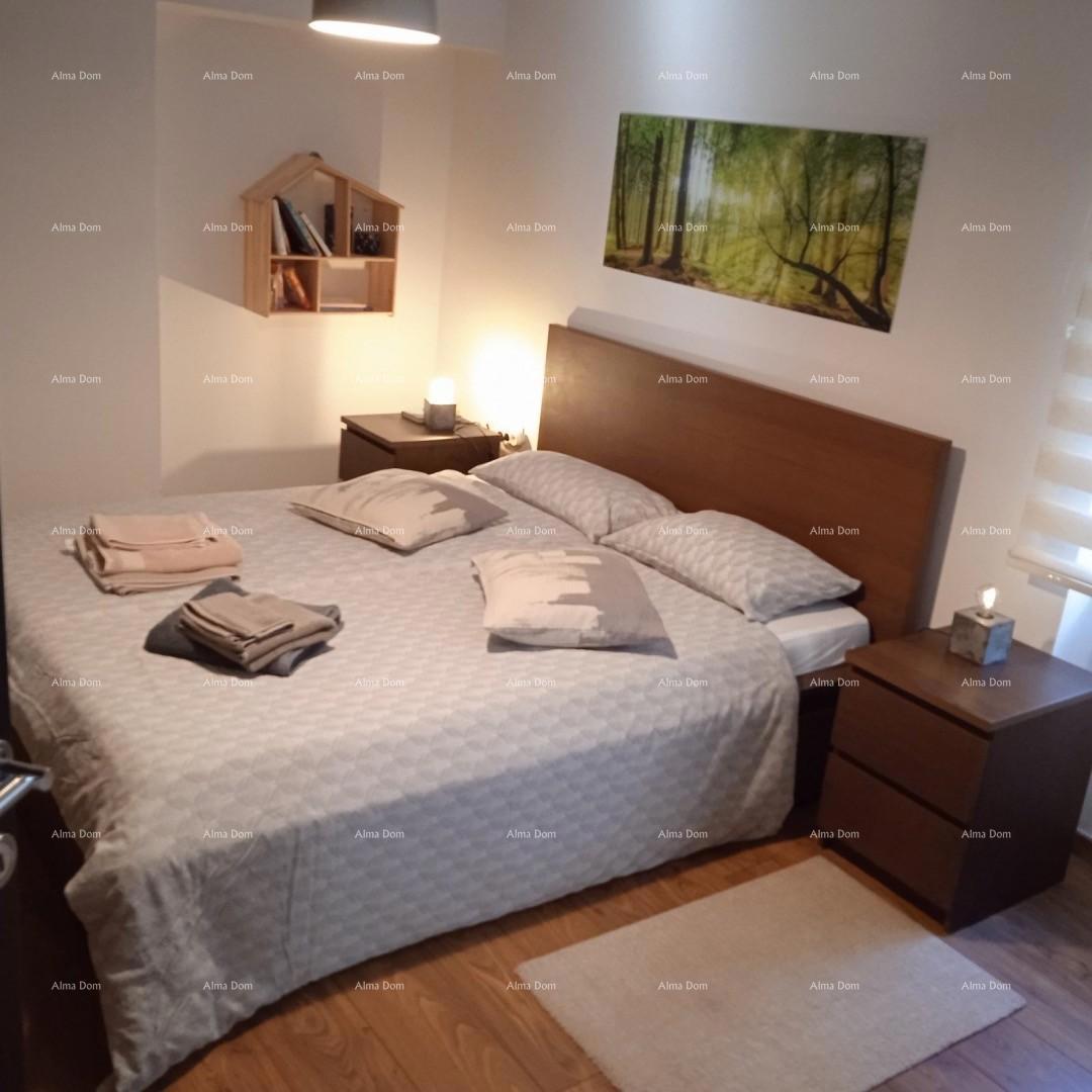 FORUM ZONA PEDONALE. Vendita di un appartamento ben arredato in una posizione attraente, Pula, centro!