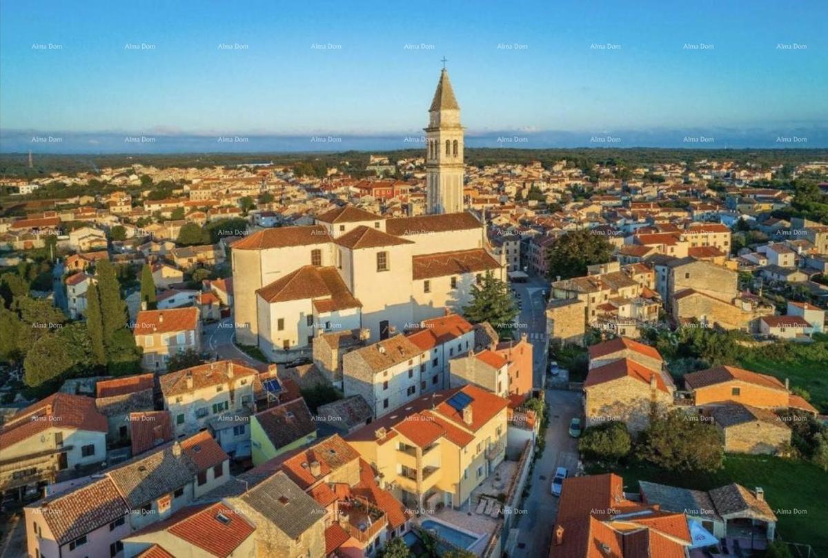 Una bellissima villa con piscina a Dignano è in vendita