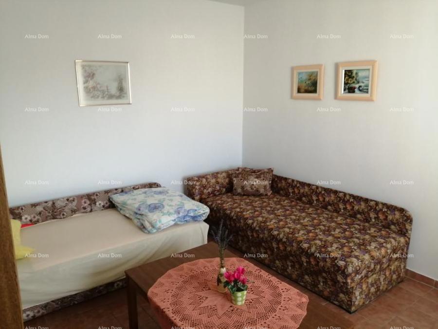 Vendita - Casa indipendente su un bel e curato giardino, Kaštel!