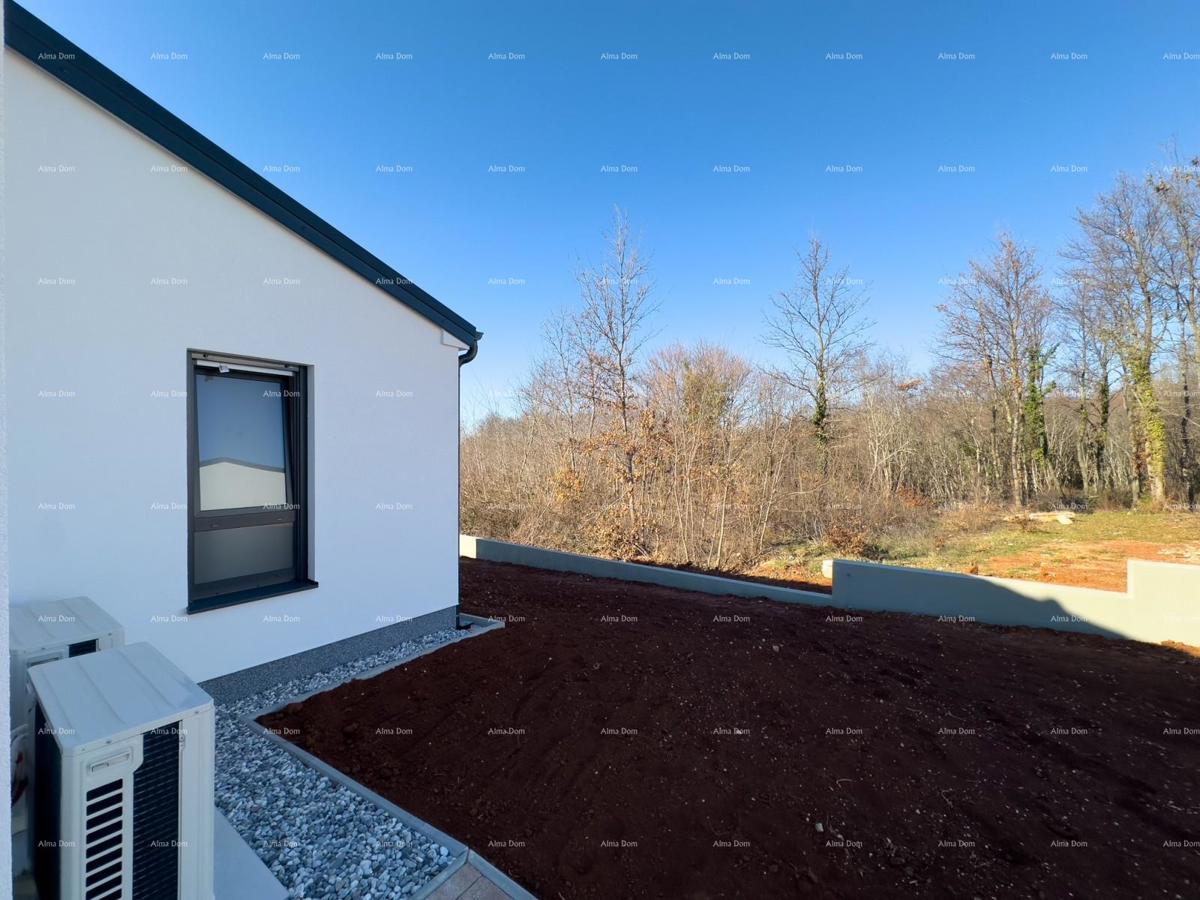 KOŽLJANI - Casa moderna con piscina. Vicino al bosco, a 15 minuti dal mare