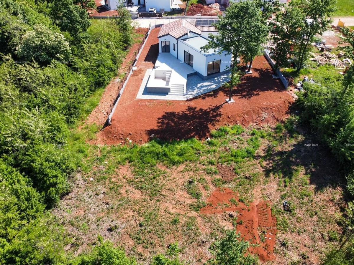 KOŽLJANI - Casa moderna con piscina. Vicino al bosco, a 15 minuti dal mare