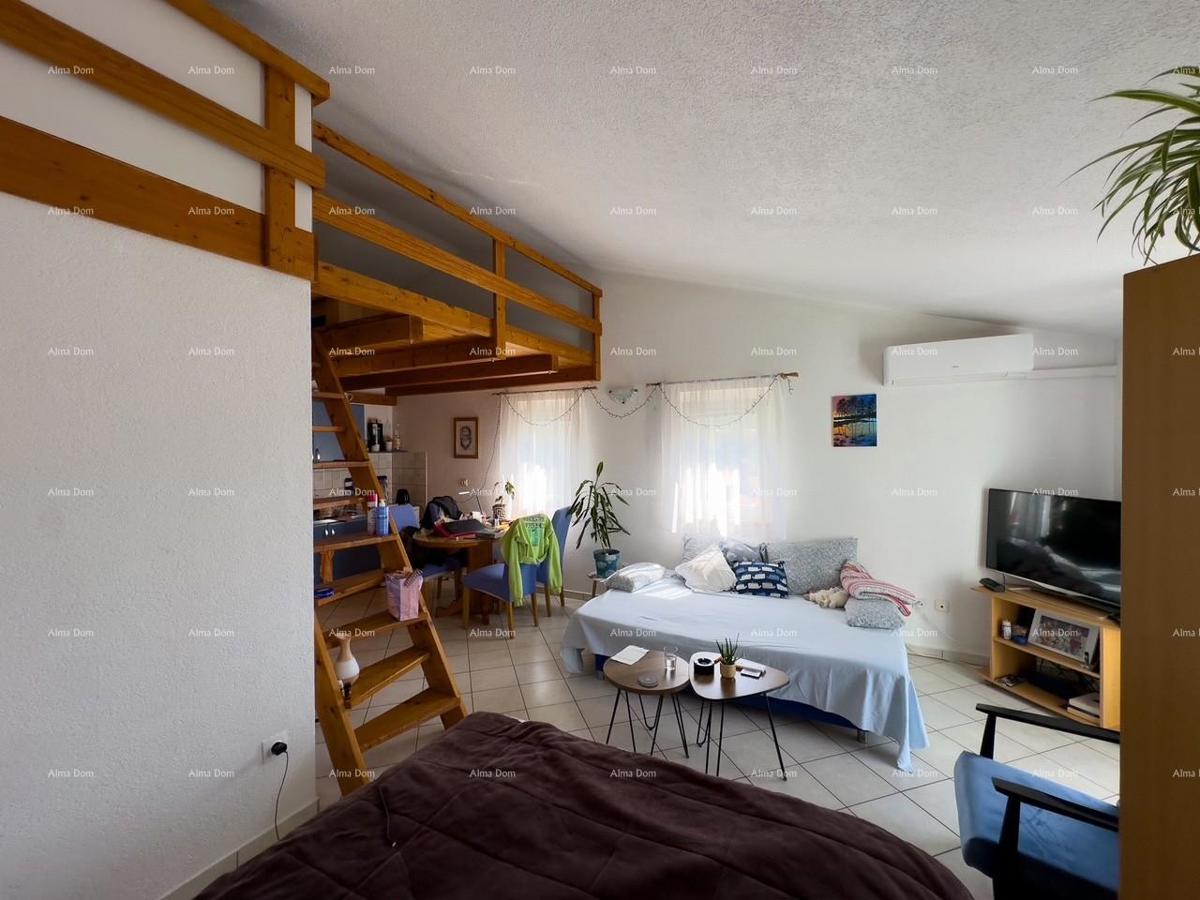 MEDOLINO!  MONOLOCALE AL SECONDO PIANO