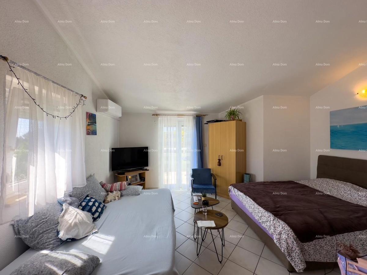 MEDOLINO!  MONOLOCALE AL SECONDO PIANO