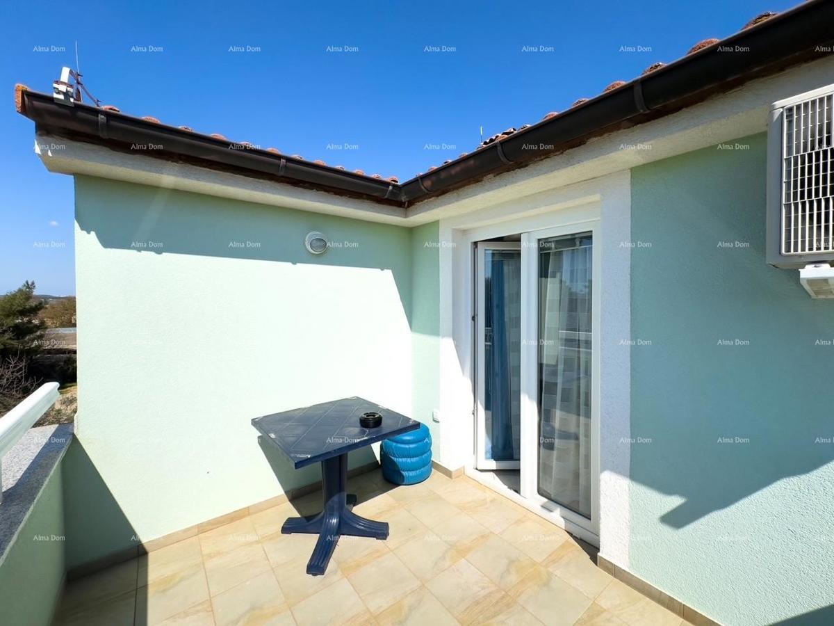 MEDOLINO!  MONOLOCALE AL SECONDO PIANO