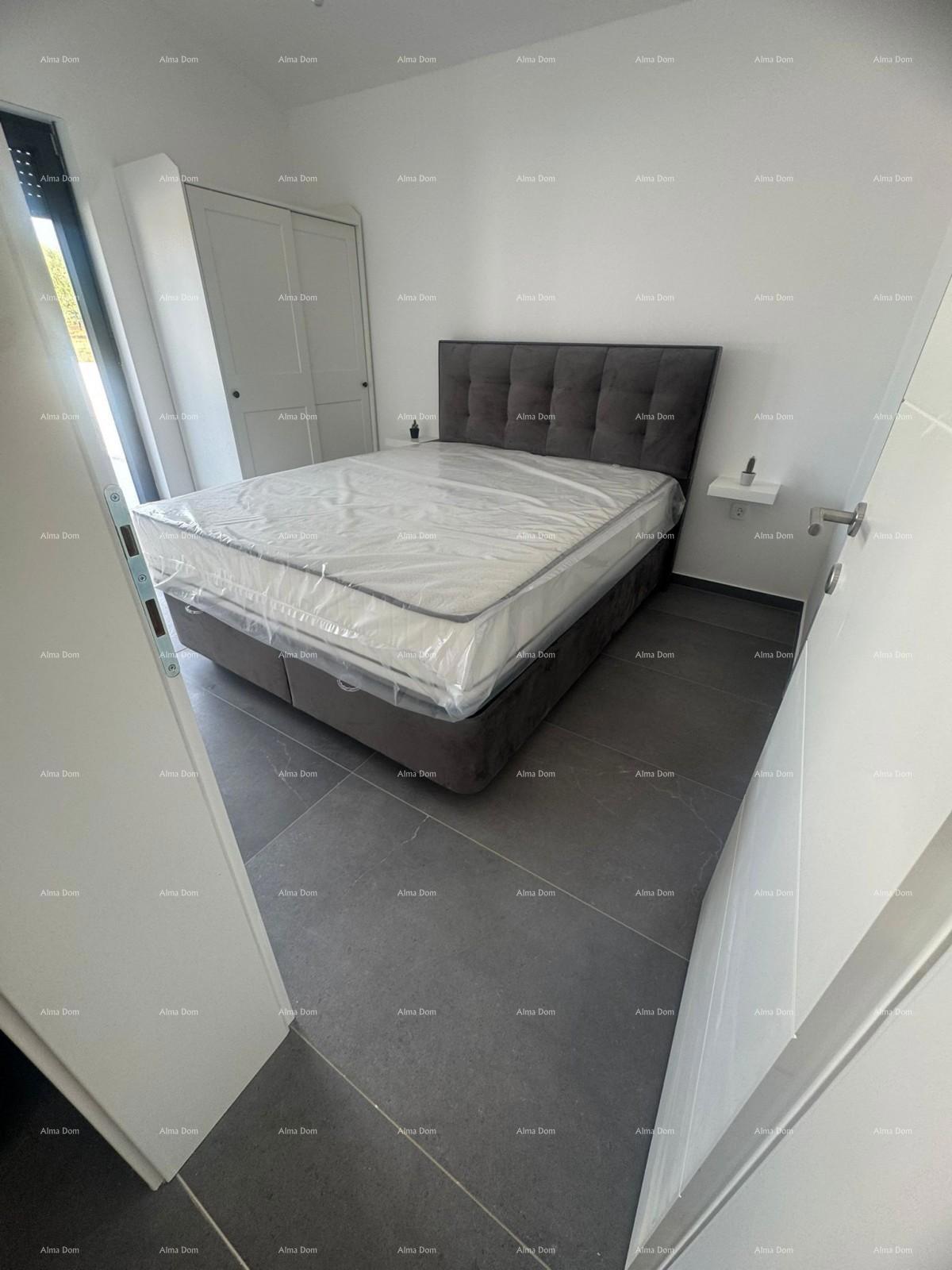 Vendita - casa bifamiliare con piscina riscaldata, nei dintorni di Poreč!