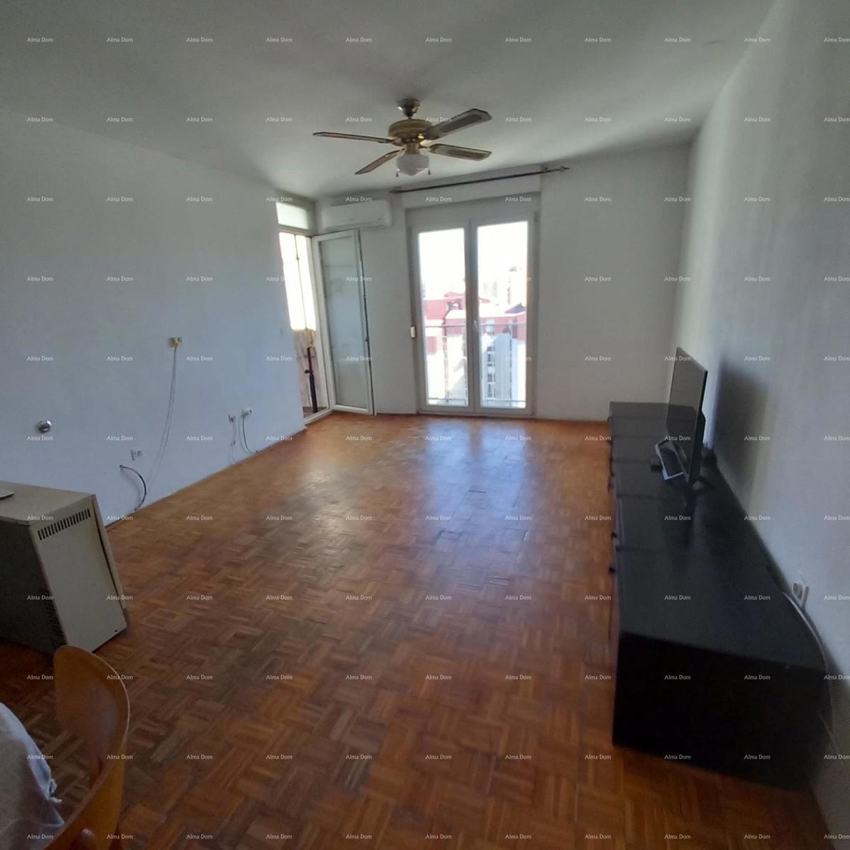 In vendita appartamento a Pola – 68 m²