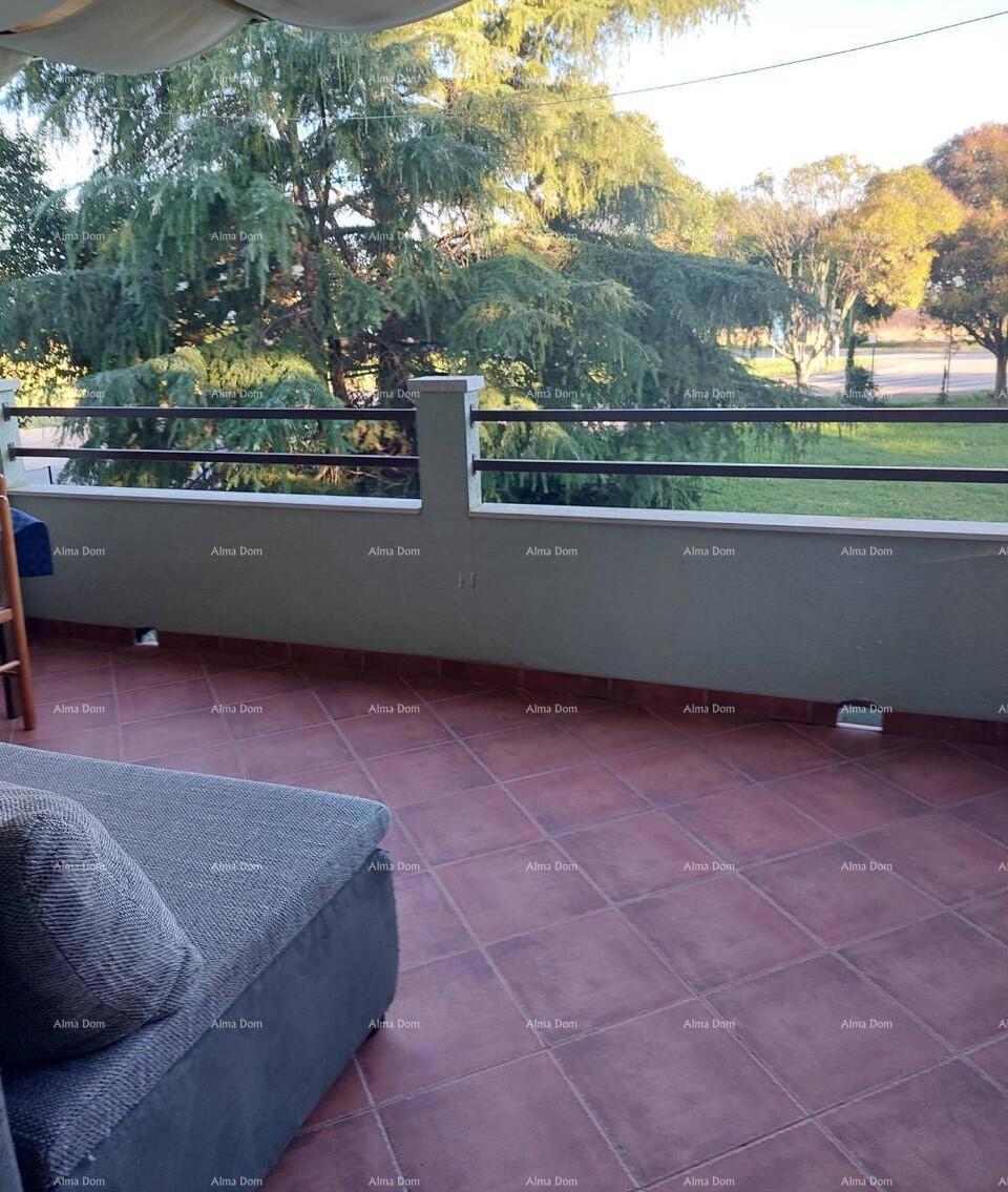 Novigrad – Mareda, appartamento con terrazza a 300 m dal mare