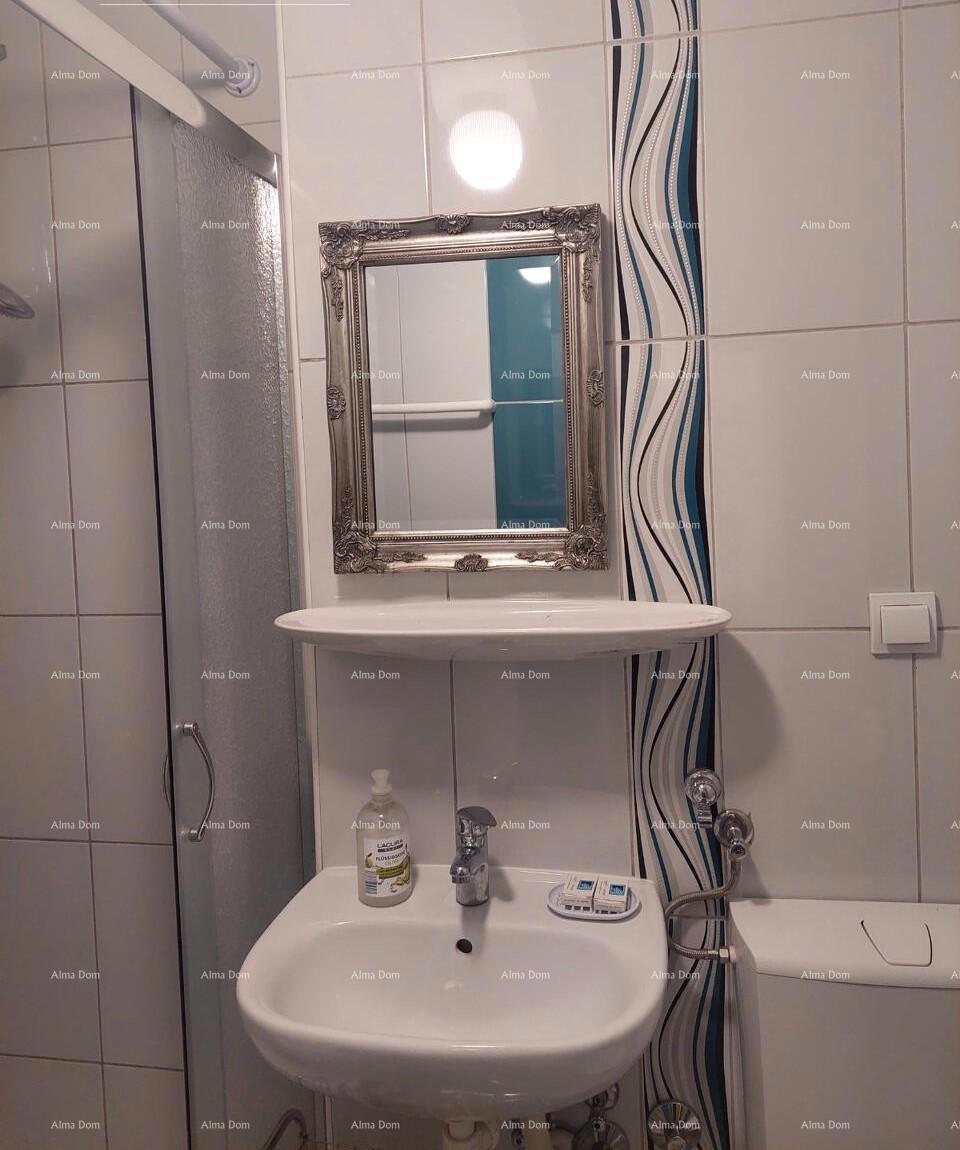 Novigrad – Mareda, appartamento con terrazza a 300 m dal mare