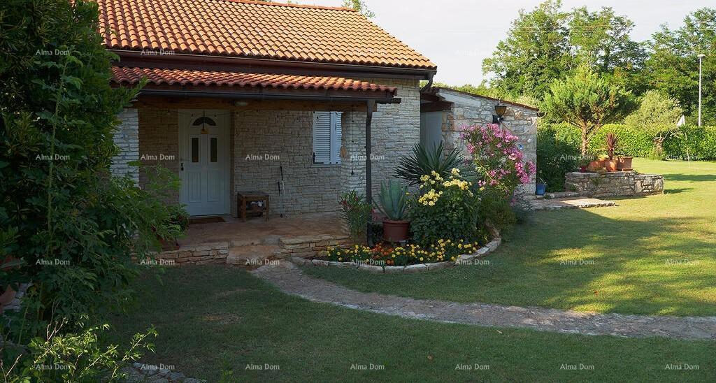 UMAGO, casa di 144 m² con ampio giardino e cucina estiva, completamente ristrutturata!