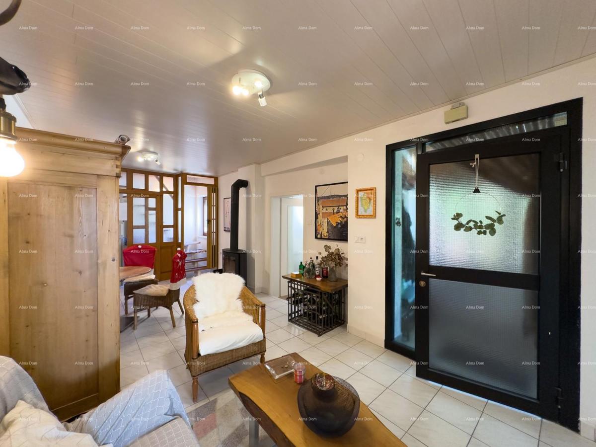 Vendita di una casa in ottima posizione nei pressi dell'Arena di Pola, centro!