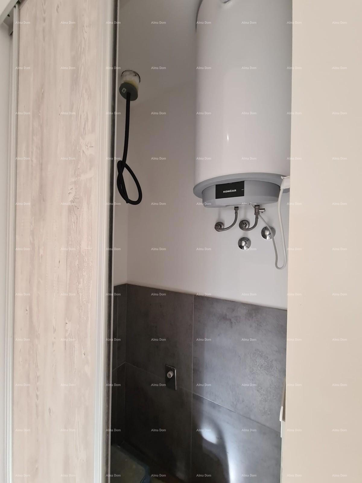 Pula – appartamento bilocale ristrutturato in centro, 72,83 m²