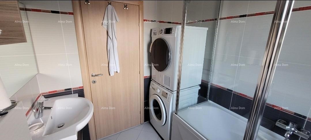 Ližnjan! Appartamento arredato! Vista mare!