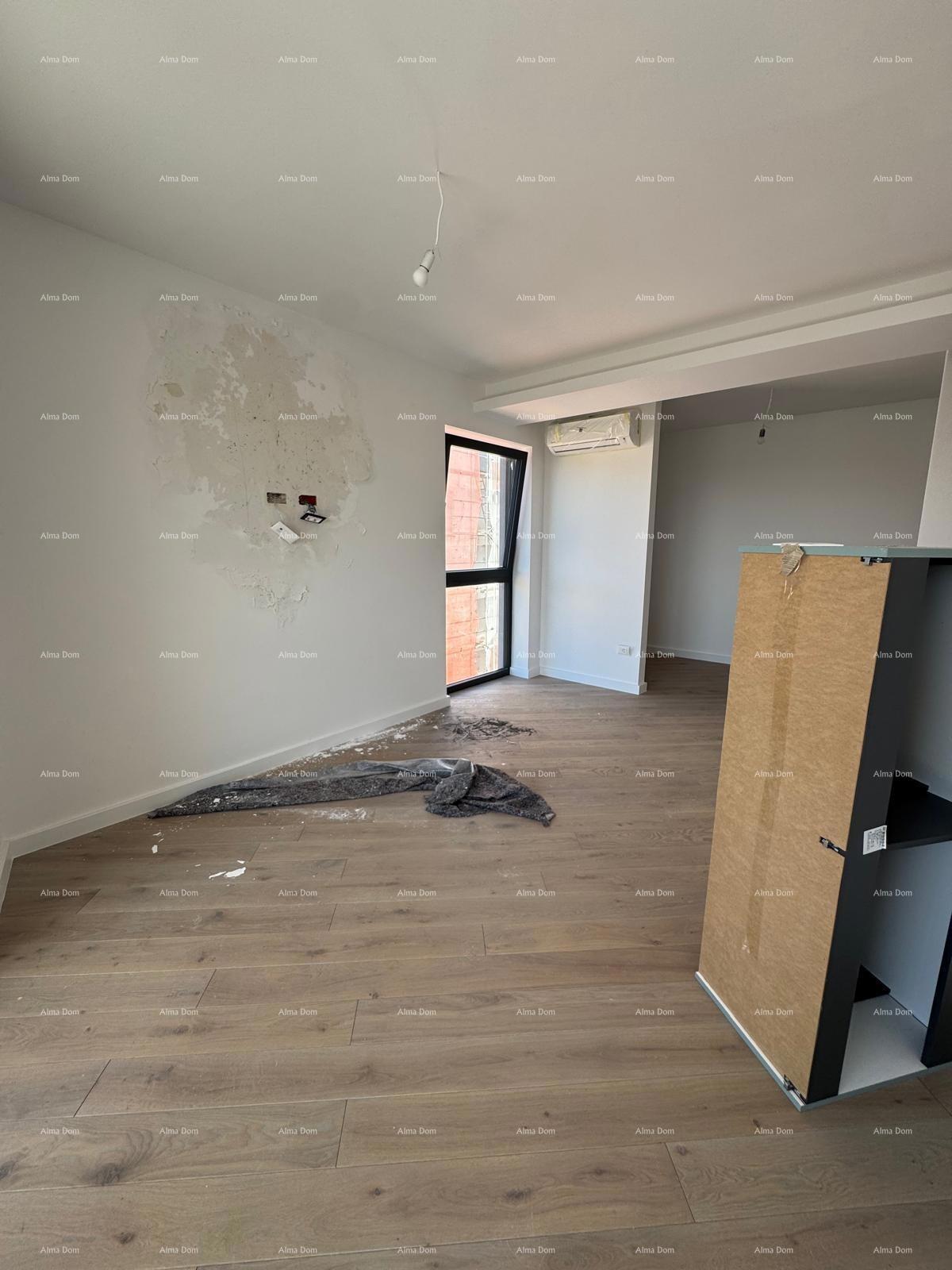 Appartamento in vendita a Rovigno con vista mare