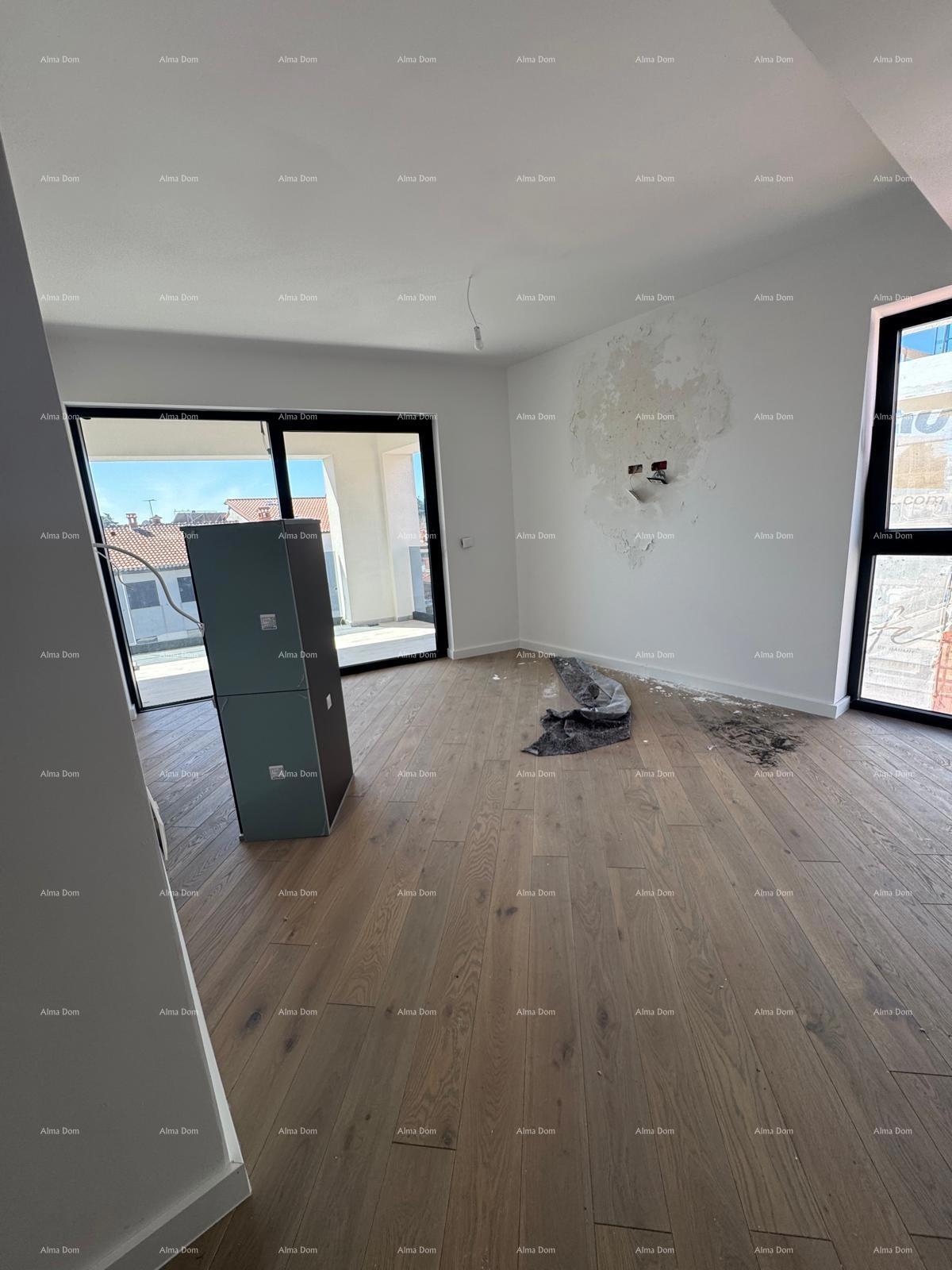 Appartamento in vendita a Rovigno con vista mare