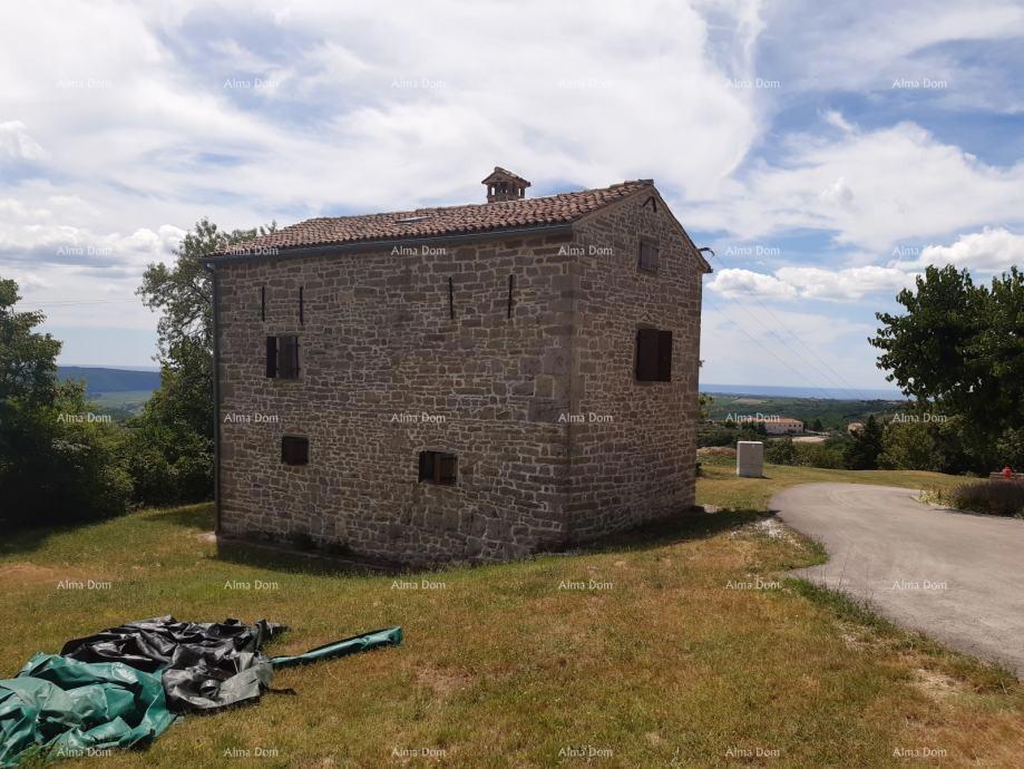 Autentica casa in pietra con vista mare – Buje