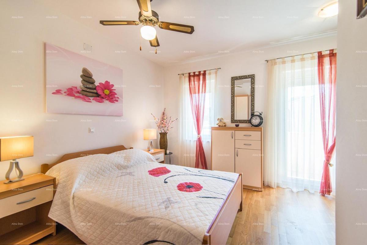 Affascinante appartamento a Pješčana Uvala, vicino al mare!